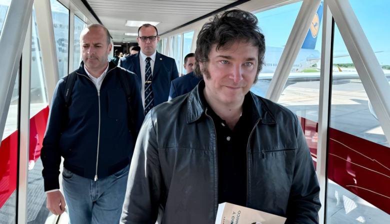 Milei acelera agenda global: viaje relámpago a Hungría tras su paso por España