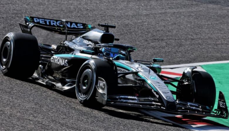 Mercedes arrasa en los primeros entrenamientos de la F1 en Japón