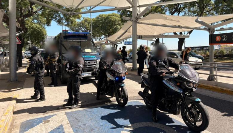 Expulsaron a un venezolano que aseguró haber llegado caminando a Corrientes desde Mar del Plata