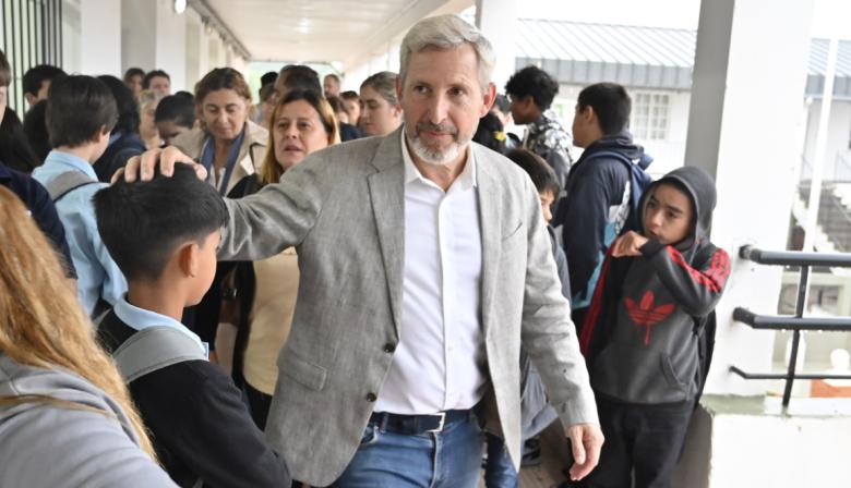 Frigerio clavó el mínimo en $750.000: cuánto cobrarán los docentes de Entre Ríos