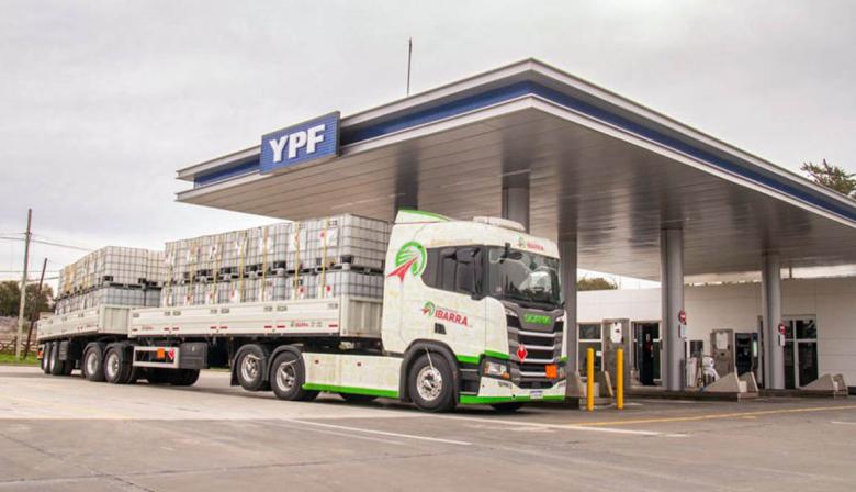 FADEEAC alertó que el gasoil ya superó los $2.100 y complica al transporte