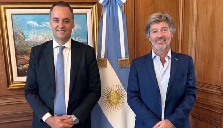 ¿Por qué la OA no investiga a Adorni? El dilema que enfrenta al Gobierno