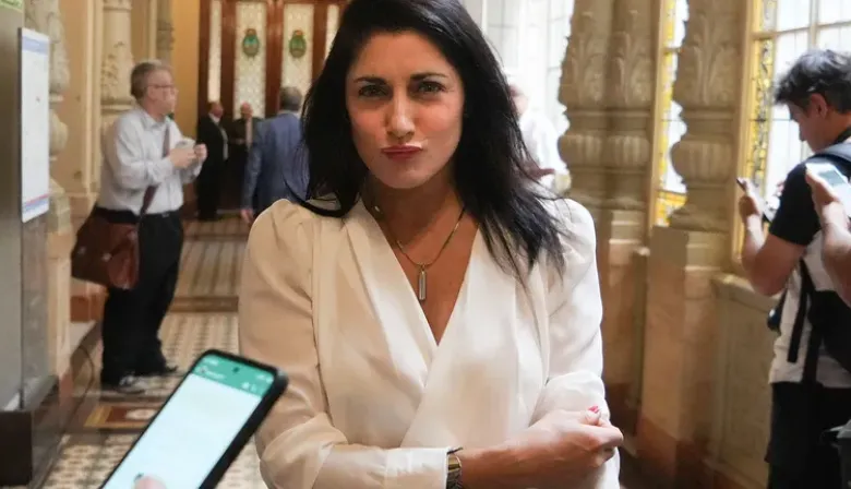 La diputada Juliana Santillán dijo que vio al embajador de Checoslovaquia