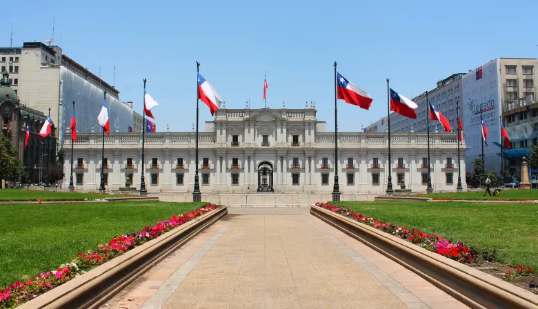 Chile y Perú crecen, pero hay un dato que preocupa a los inversores