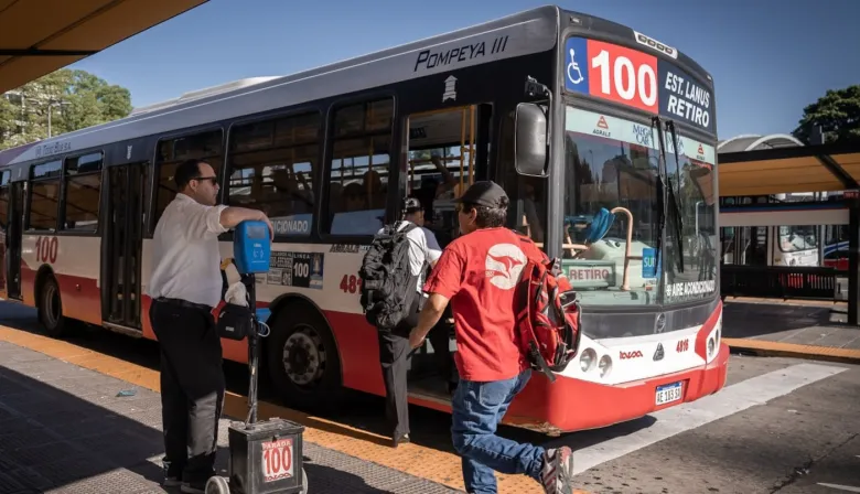 Desde hoy hay hasta 30% menos colectivos en el AMBA: cuáles son las líneas afectadas