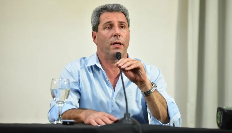 El kirchnerismo impulsa a Sergio Uñac para desafiar a Axel Kicillof