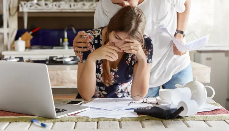 Morosidad récord en familias: el crédito fintech ya cobra tasas de hasta 500%