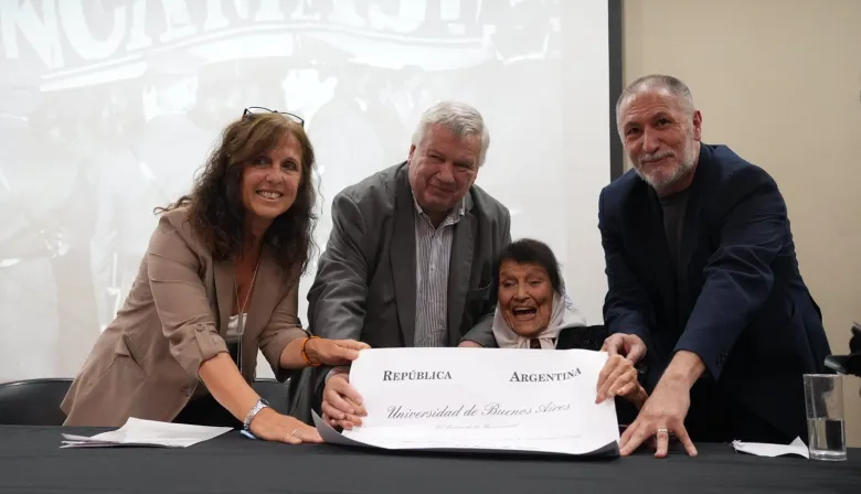 La UBA distinguió a Taty Almeida con el Doctorado Honoris Causa