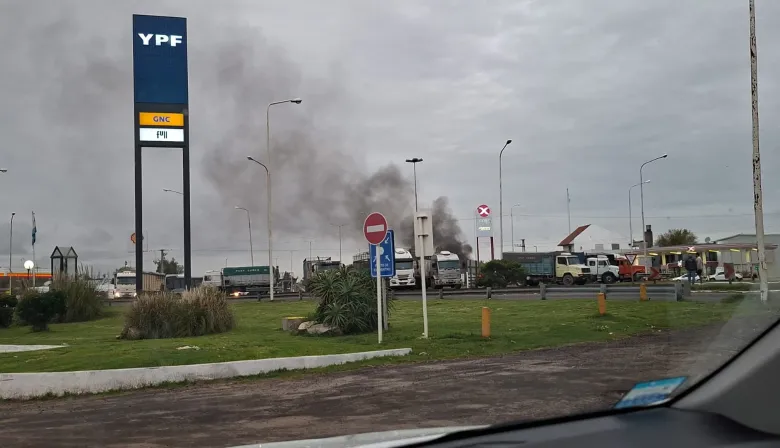 Puerto Quequén, la última trinchera de un paro que deja pérdidas millonarias