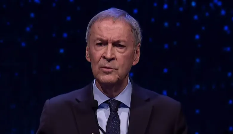 Schiaretti habló de un retroceso grave y reavivó la polémica por la prensa