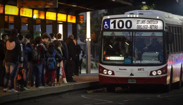 Colectivos en el AMBA: qué acordaron Gobierno y empresas sobre subsidios y tarifas
