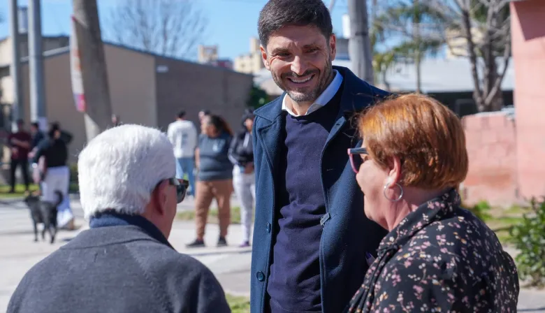 Préstamos al 0%: cómo es el rescate de sueldos que arranca Pullaro en Santa Fe