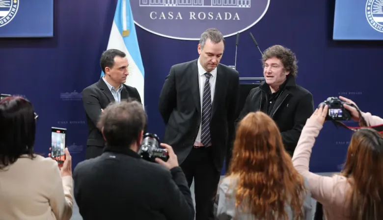 Vuelve Adorni y reabre la Casa Rosada: por qué el Gobierno dio marcha atrás