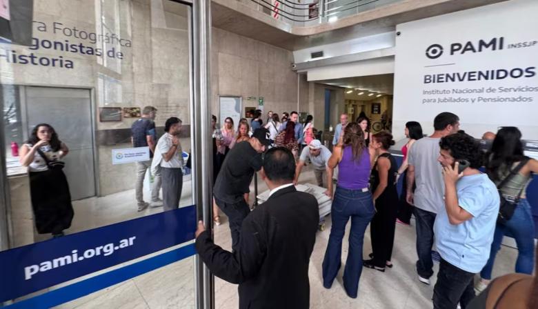 Deuda millonaria del PAMI: qué alertaron los intendentes en Córdoba