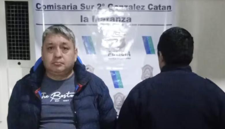 Detienen a un policía que mató a una mujer en un robo: ¿actuó en legítima defensa?