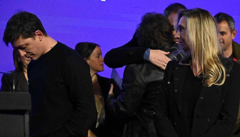 Karina Milei vs. Santiago Caputo: qué reformas quedaron trabadas en el Gobierno