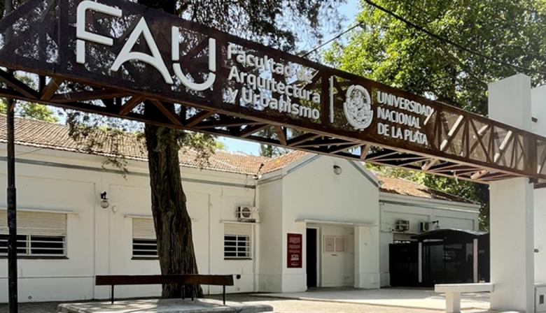 UNLP: hallaron el cuerpo de un bebé en la Facultad de Arquitectura