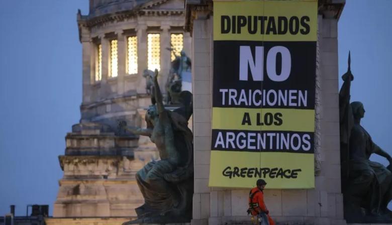Ley de Glaciares: Greenpeace elevó la presión sobre el debate en Diputados