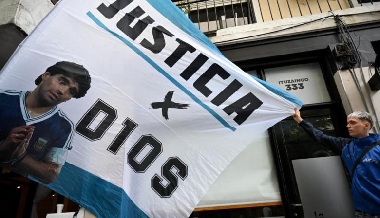 Caso Maradona: comienza el nuevo juicio con nuevo tribunal y más de 90 testigos