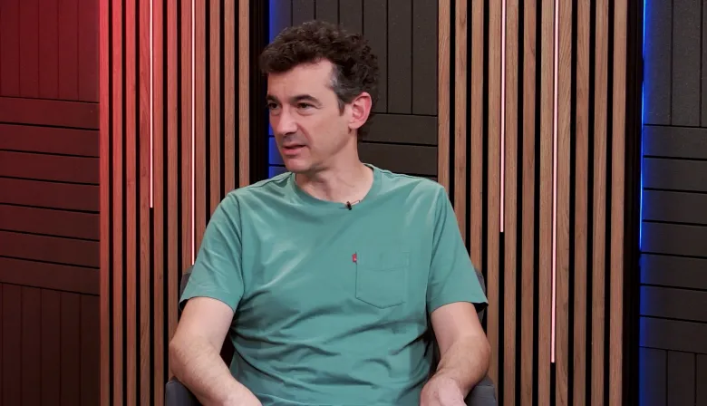Julián Moreno advierte sobre cierres de pymes, caída del empleo y retroceso industrial