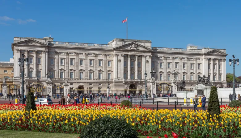 Buckingham Palace, Clarence House y Castillo de Windsor: así se mueve hoy la Corona