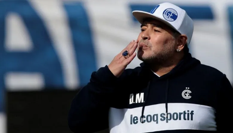 “Estaba perdido”: qué dijeron los médicos que atendieron a Maradona antes de la cirugía