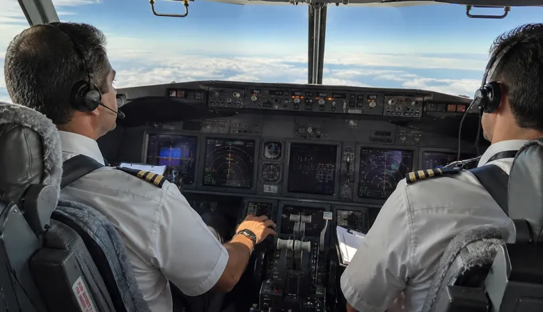 ANAC: la nueva norma que cambia los cursos de pilotos y tripulantes en Argentina