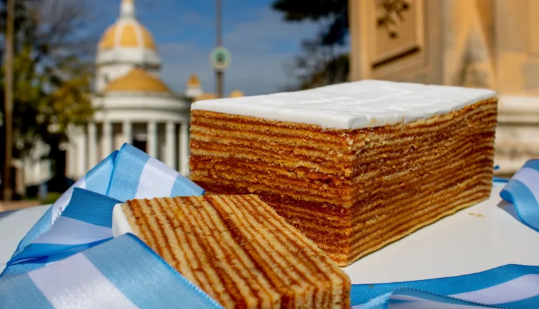 Música, folklore y sabor: la Fiesta de la Torta Argentina que mueve a Dolores