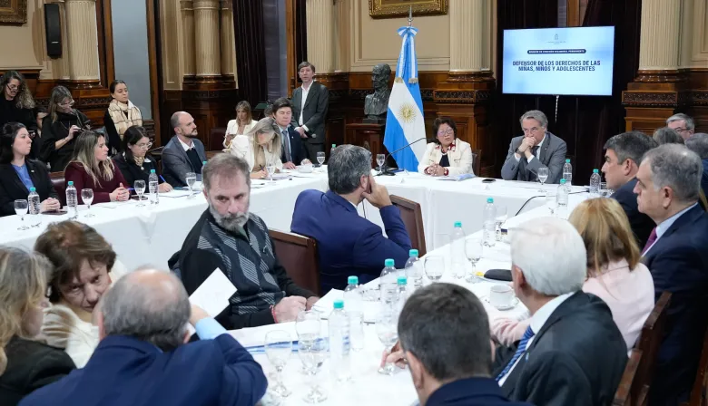 Otra vez sin Defensor de Niños: cayó el concurso y estallaron denuncias cruzadas