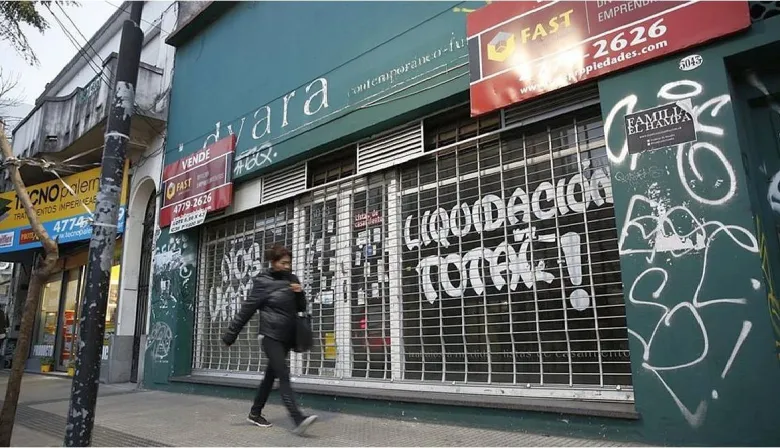 Señal de crisis: los locales en alquiler en CABA se duplicaron en el último año