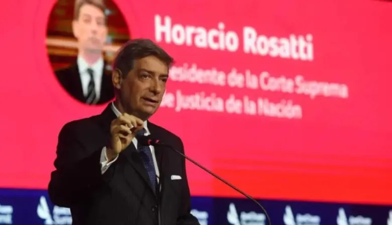 Tensión en Santa Fe: investigan a personas con cámaras frente a la casa de Rosatti