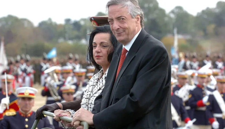 Néstor Kirchner, militares y gritos: qué pasó el 29 de mayo de 2006