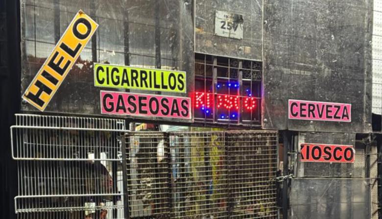 Un kiosco, una corrida y más de 360 dosis: la caída de un presunto dealer en el Barrio 31