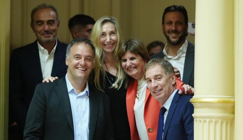 Más tensión en la alianza: el cruce Santilli-Macri suma ruido al Gobierno