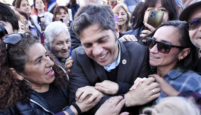 Kicillof presentó su libro en Córdoba y suma señales rumbo al 2027