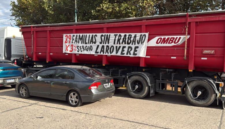 Guerra transportista : la trama detrás de la protesta contra Cargill en Arenales