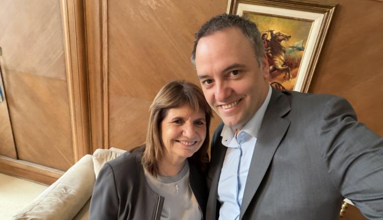 Bullrich apuró a Adorni: el pedido urgente que le hizo en vivo