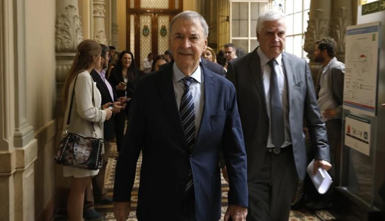 El plan de Schiaretti para volver a la primera línea y ordenar la oposición
