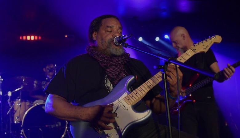 Ike Willis, vocalista y guitarrista de la banda de Frank Zappa, fallece a los 70 años