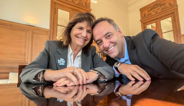 Formulario 1245: un dato de la DDJJ de Bullrich desarmó la estrategia de Adorni