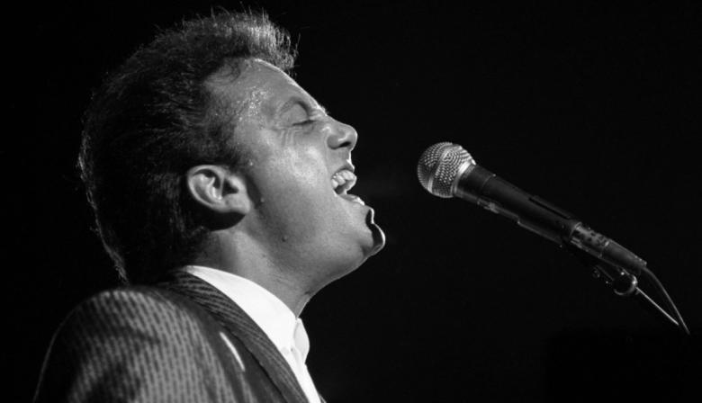 Piano Man vuelve a sonar: la biopic de Billy Joel ya tiene director y avanza