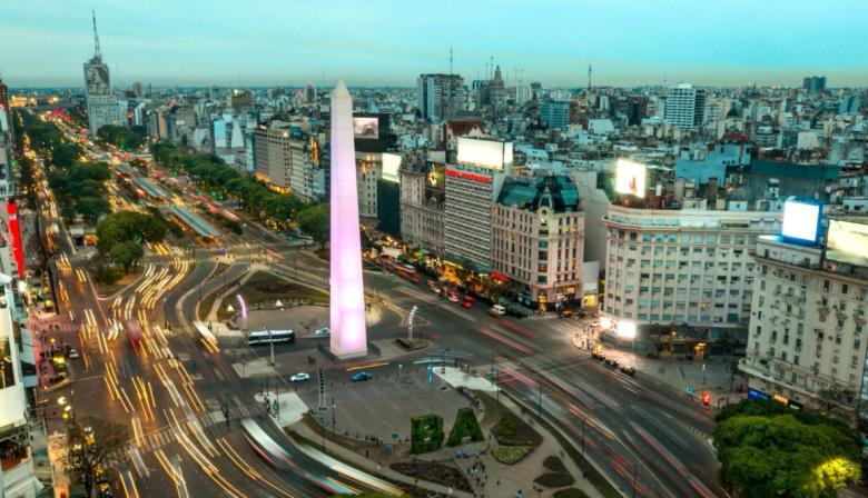 90 años del Obelisco: el monumento que convirtió Corrientes y 9 de Julio en postal