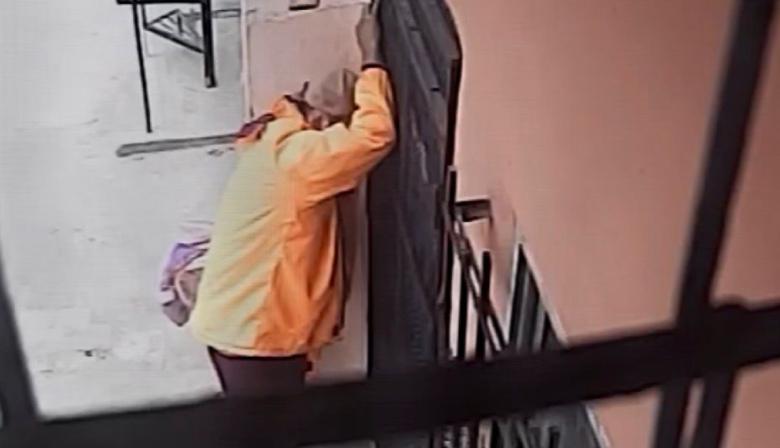 Amenazó a sus padres con un cuchillo y quiso robarles: quedó preso