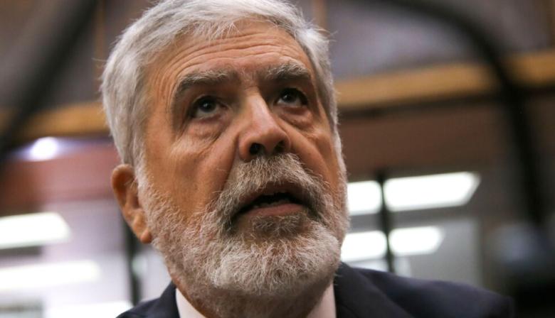 Médicos por teléfono: la falla que le dio prisión domiciliaria a Julio de Vido