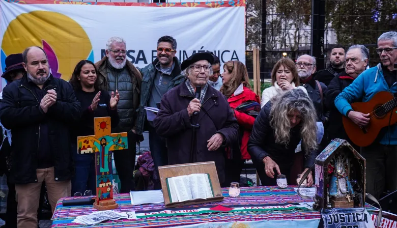 Pérez Esquivel lanzó un ayuno frente a Casa Rosada y apuntó contra Javier Milei