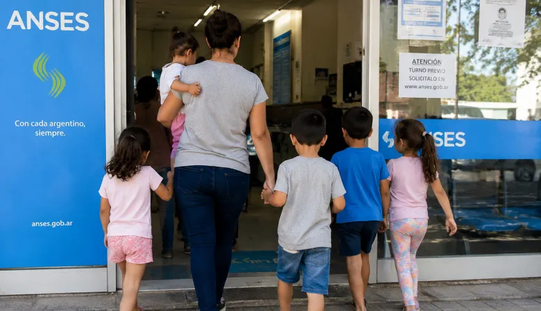 Madres de 7 hijos y ANSES: el cambio clave que llegó a Diputados para la PNC