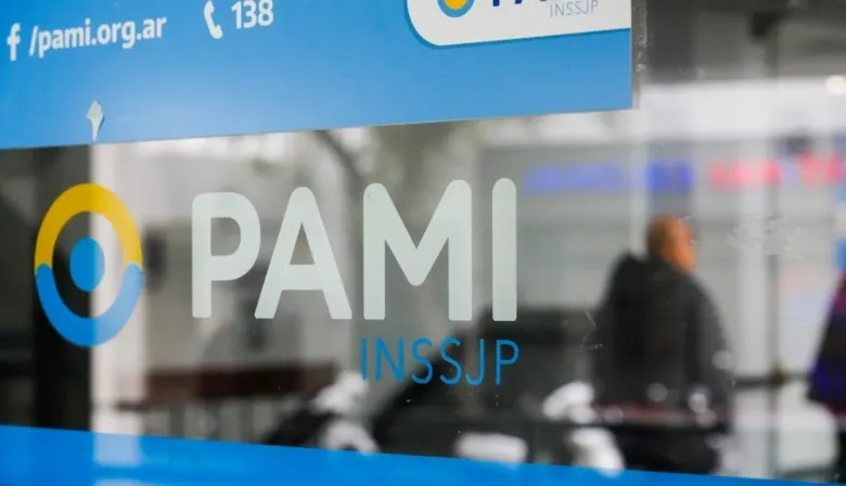 PAMI: el Gobierno asegura que los pagos siguen al día y busca llevar calma
