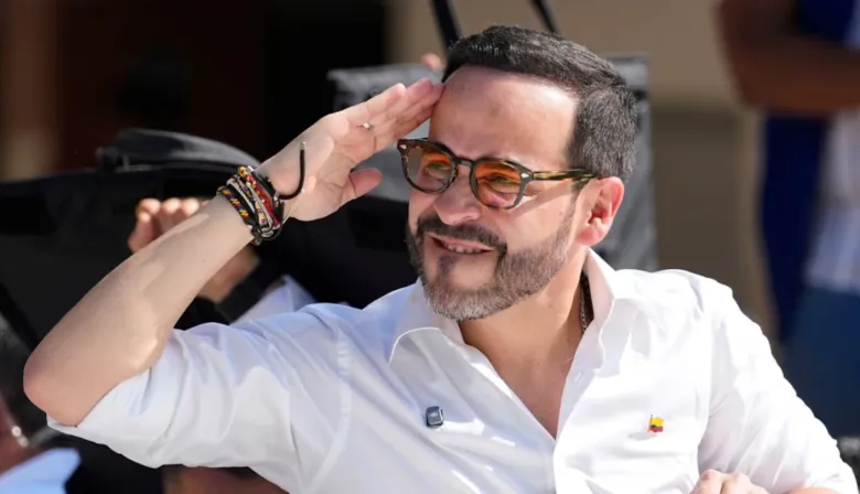 Abelardo de la Espriella vence a Iván Cepeda y Petro resiste reconocer el resultado