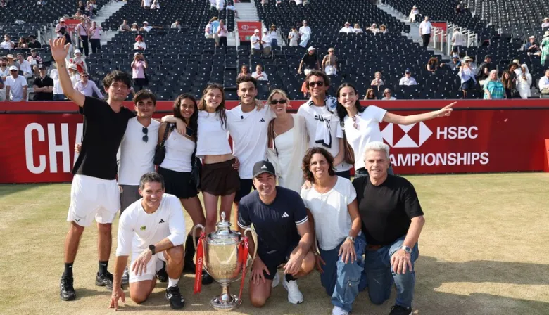 Francisco Cerúndolo: la emoción de festejar su título de Queen’s en el Día del Padre