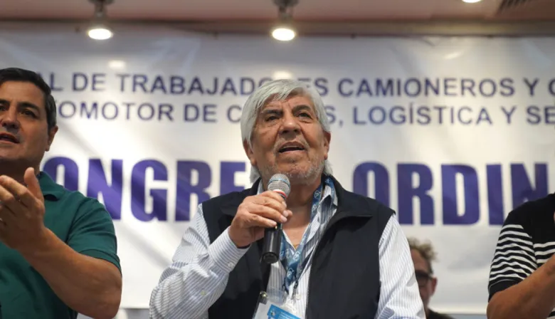 Camioneros analiza una oferta salarial de $27.000 y demora su respuesta